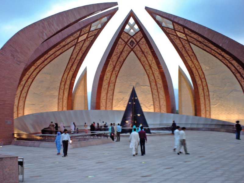 1. Pakistan Monument